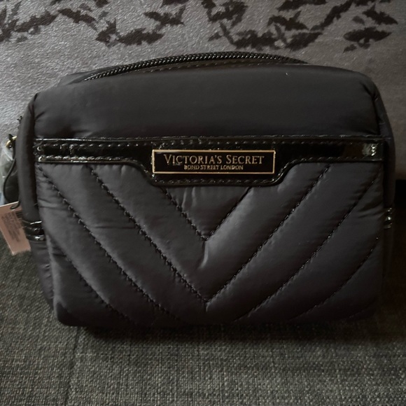Victoria’s Secret Gloss & Go Mini Beauty Bag - Picture 4 of 7